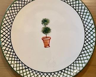 Deruta Dinnerware. Service for 8. Photo 1 of 2.