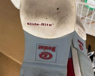 Slide-Rite Bowling Shoes. Size 5. Photo 2 of 2.