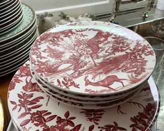 Set of 4 Pottery Barn Holiday Dinner & Salad Plates. Photo 1 of 2.