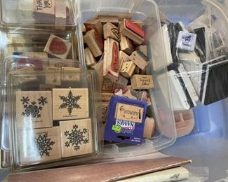 Lot of rubber stamps.