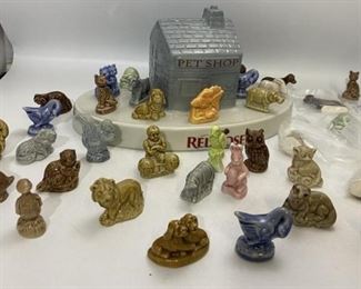Red Rose Pet Shop Wade Figurines