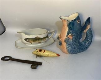 Vintage Fishing Lour