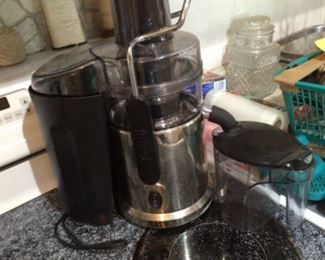 Dash Fruit Extractor.