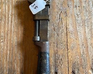 L. Coes knife handle wrench 10”
