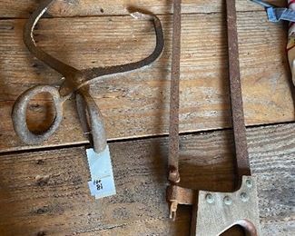 Set of 2 - tongs and meat saw
