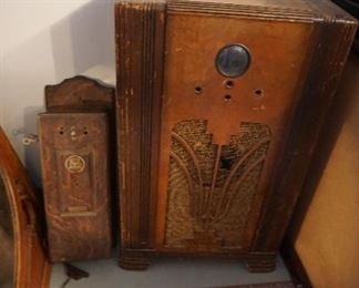 vintage radio, crank telephone
