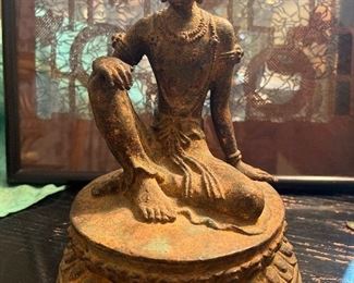 Cast iron buddha 11 " high x 7 " deep