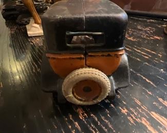 Arcade Yellow Cab 1920’s 8 1/4 inches wide