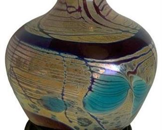 Lot 110
Von Bush Signed 1978 Pulled Feather Art Glass Vase