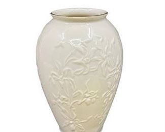 Lot 139
Lenox Embossed Floral Vase