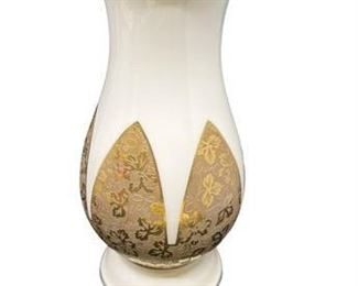Lot 144
AL-KA Kunst Kronach Bavaria Gold & Ivory Vase-Rheinnold