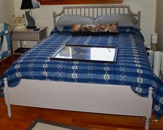 Thomasville bamboo carved full bed