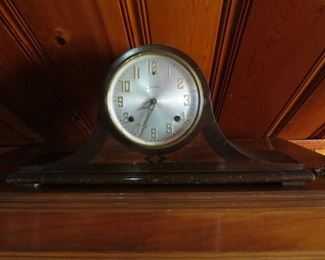 Sessions mantel Clock