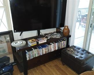 Lots of DVD's and CUd's. Several nice TVs