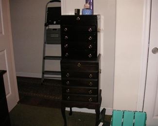 jewelry chest