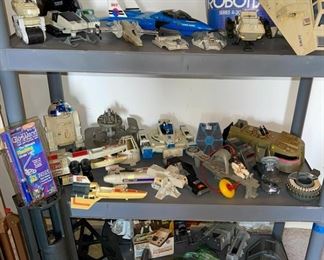 Vintage Star Wars Toys... try to find R2D2!