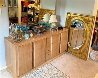 American of Martinsville Dresser, with 2 Matching Night Stands