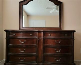 Dresser with Mirror 