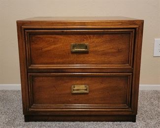 Vinrage Thomasville Furniture Nightstand 