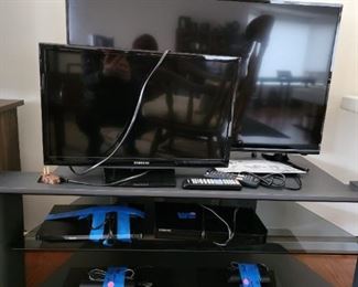 Total of 4 TVs and 4 blu-ray players