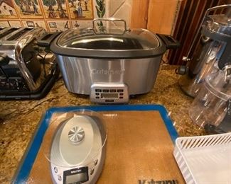 Cuisinart slow cooker, cutting boards