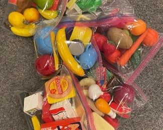 Faux food pots and pans