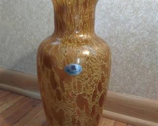 Maestri Vetrai hand blown Italian art glass vase with a shimmery gold tortoise shell finsh