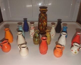 Miniature ceramic pitchers