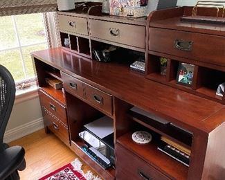 Office storage console