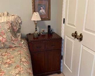 Thomasville side table
