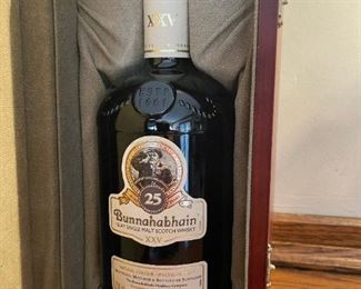 BUNNAHABHAIN 25-Year-Old Single Malt Scotch Whisky