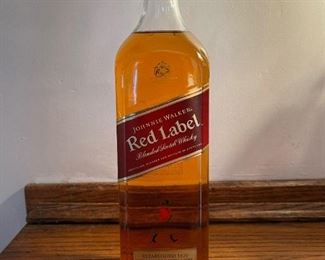 JOHNNIE WALKER Red Label Blended Scotch Whisky