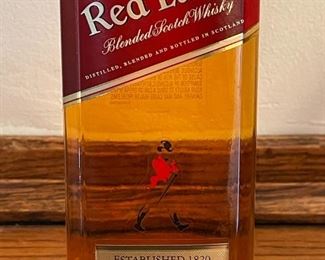 JOHNNIE WALKER Red Label Blended Scotch Whisky