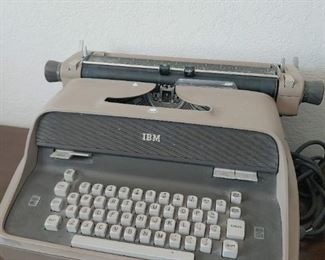 IBM typewriter