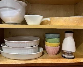 cookware/bakeware/corning ware