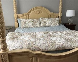 beautiful carved king 4 poster bed