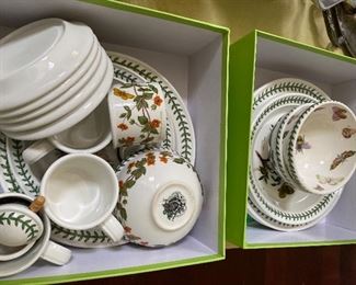 Botanic Garden hiding in butterfly boxes.