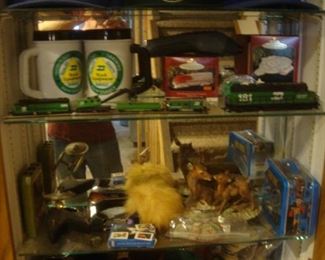 Collectibles, John Deere, Lunch boxes, caps