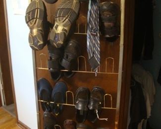 Men's shoes