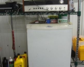 Compact refrigerator, Realistic AM-FM receiver