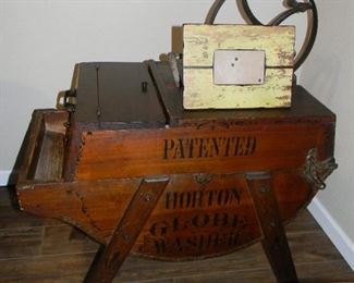 wooden 1900 Horton GLOBE Washer