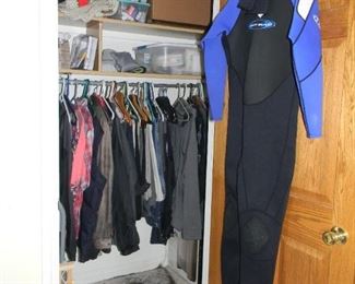 men's clothes large to 2 x = wet suit