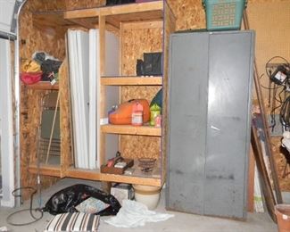 folding chairs / White tables / gray cabinet