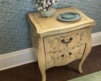 Cute Bombay chest