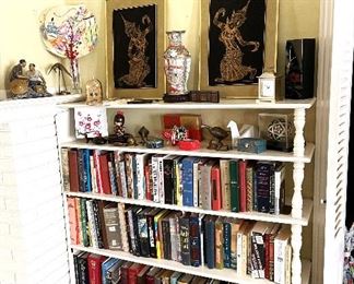 Many books and Japanese art