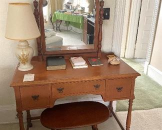 Beautiful Tiger Maple vanity and bench