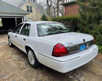 No exterior damage. Tires like new. Brand new battery.