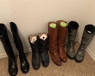 Mens boots 
Eel and ostrich  boots 
Riding boots 
