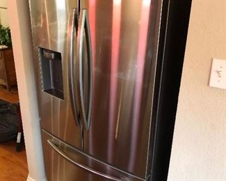 Stainless side by side fridge 