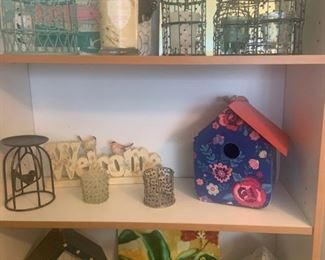 Home decor, bird houses, welcome sign